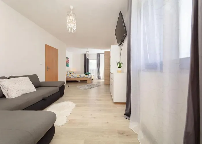 Semesterbostad House Berto *