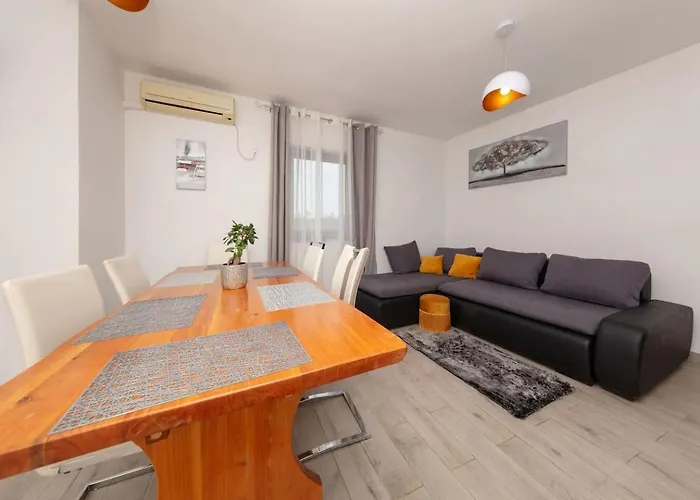 House Berto Semesterbostad