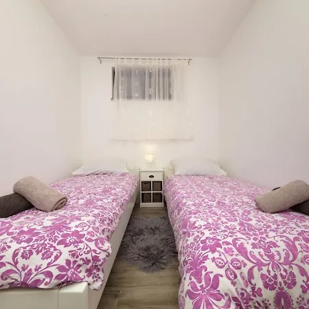 Vikendica House Berto *