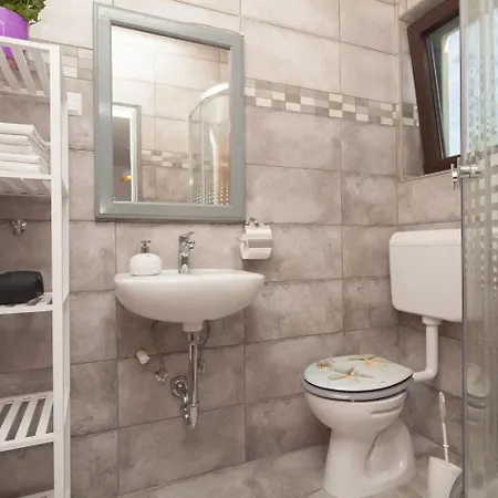 Vikendica House Berto